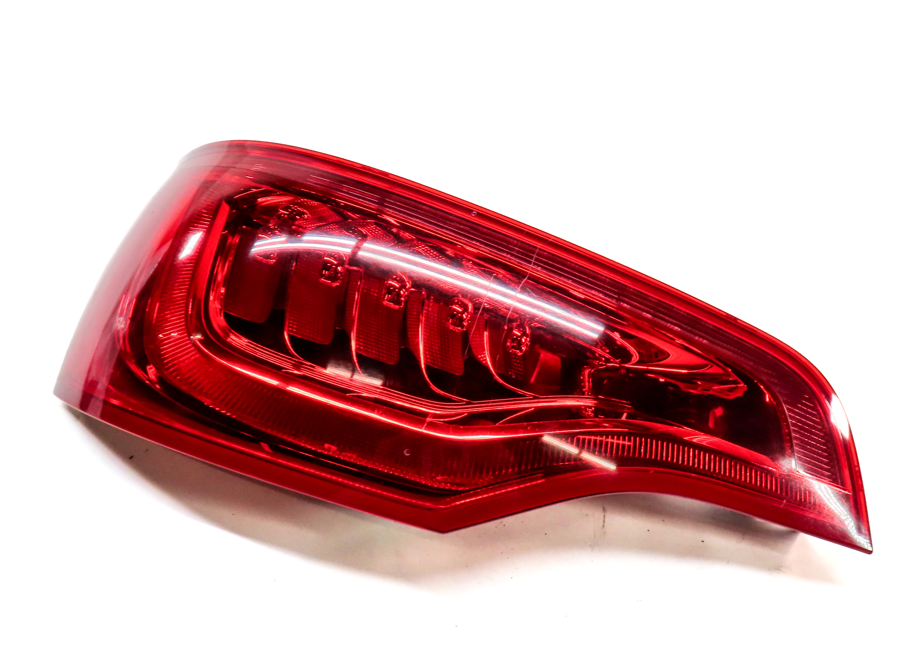 2010-2015 AUDI Q7 (4L) REAR LEFT DRIVER TAILLIGHT BRAKE LIGHT LAMP (LED) — exact item pictured